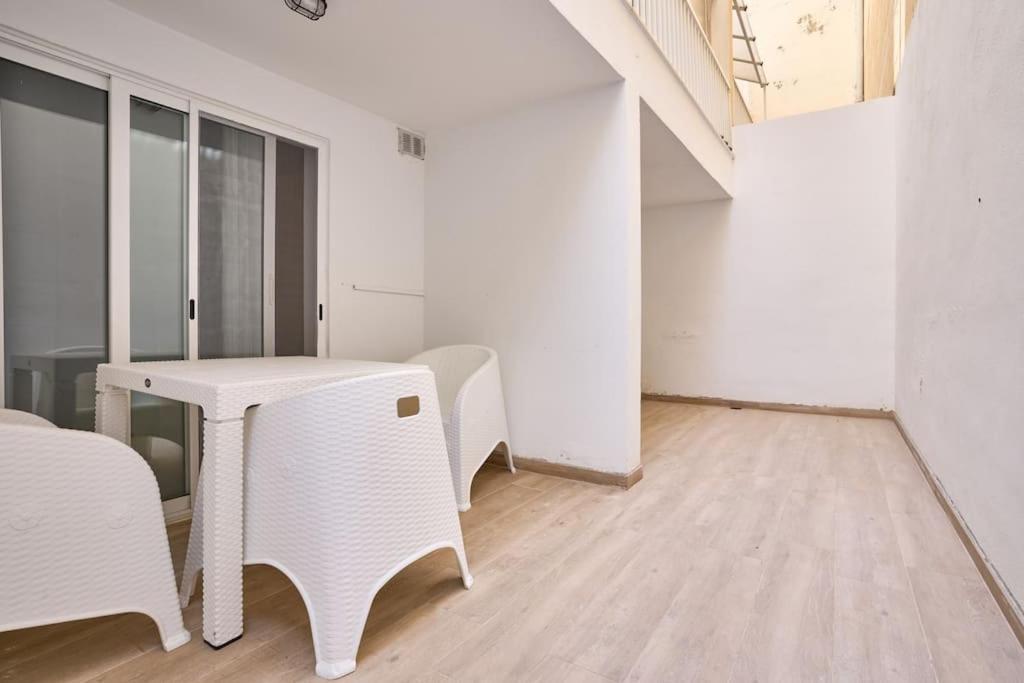 Urban Front - Walking Distance From Paceville And St George Bay Beach Is-Swieqi Dış mekan fotoğraf